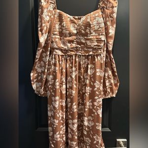 NEVER WORN! Hand of the free medium sized dress